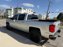 Load image into Gallery viewer, 2015 Chevy Silverado 1500 4WD
