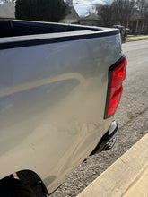 Load image into Gallery viewer, 2015 Chevy Silverado 1500 4WD
